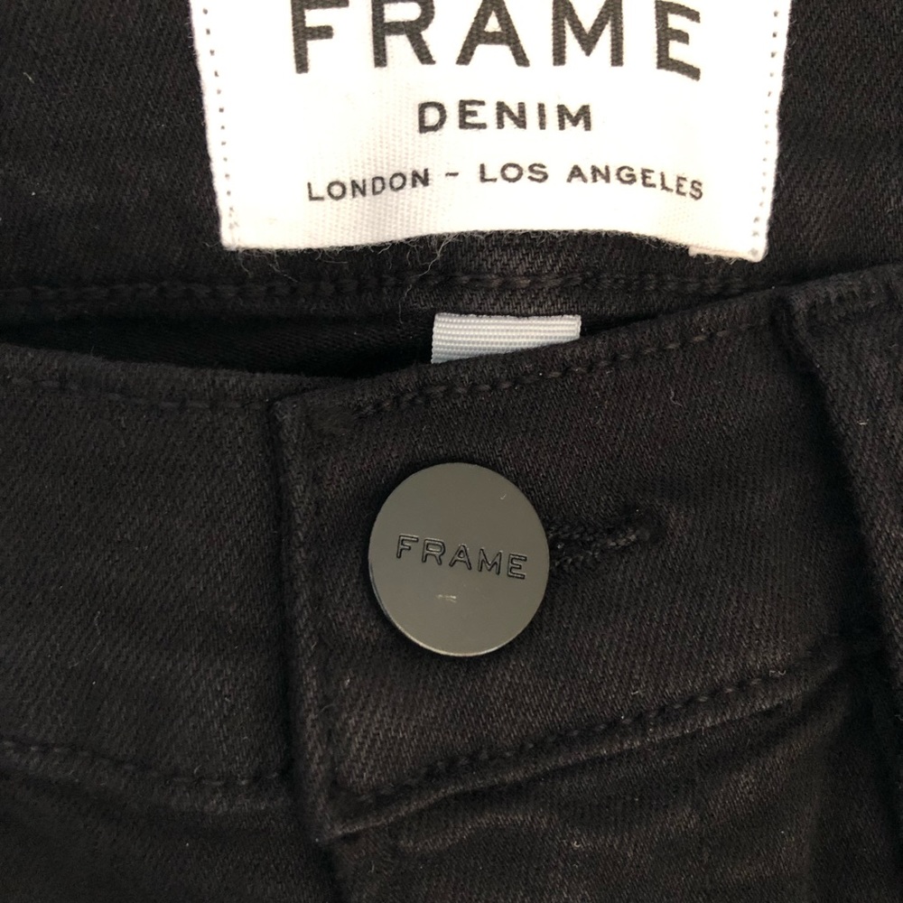 F R A M E - Picture 6 of 8
